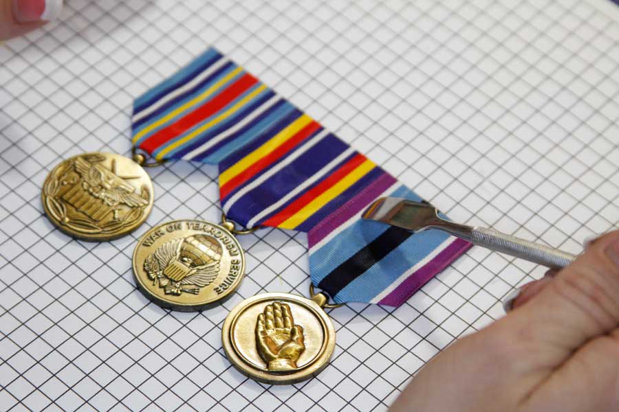 Army / Air Force Mini Medal Mounting Bar, 4 Medals